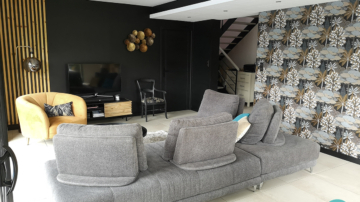 Planche salon moderne à l'ambiance feutrée et élégante