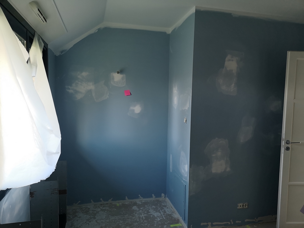 Photo avant travaux d'une chambre de garçon