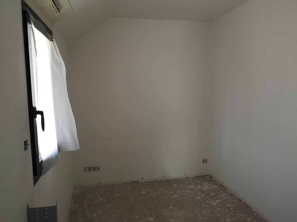 Photo avant travaux d'une salle de jeux pour enfants